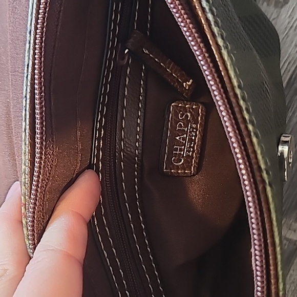 Chaps Green Plaid Purse or wristlet​ - Picture 3 of 6